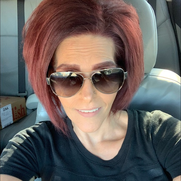 Meet your Posher, Gina - Picture 4 of 4